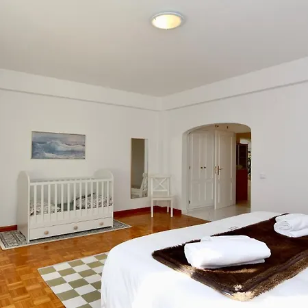 Albatros Cleverdetails, Vilamoura, Private Pool And Jacuzzi Вилла